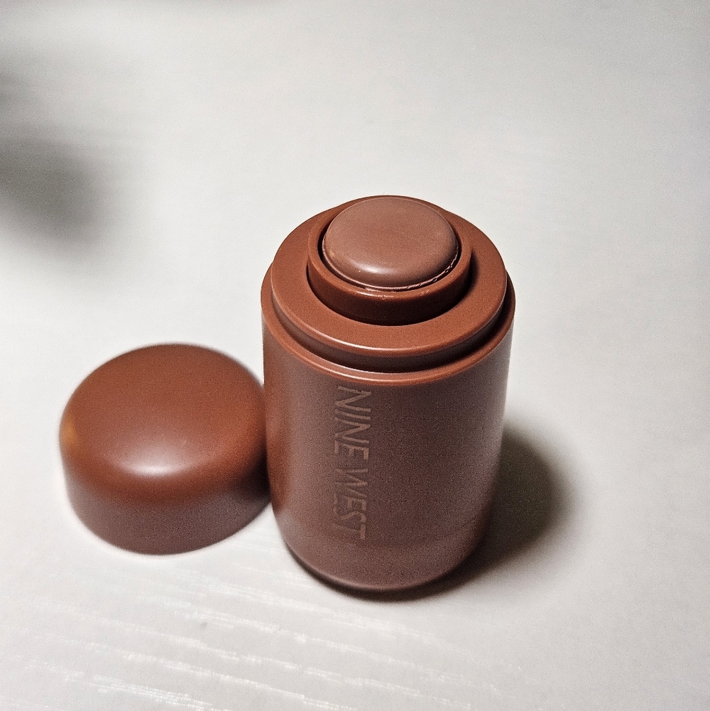 Nine West Contour Stick
